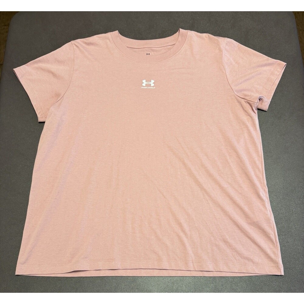 Under Armour T Shirt Women’s Size XL Loose Fit - Stretch, Small Center UA Logo